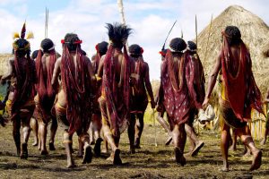 suku-dani-dan-tradisi-potong-jari-simbol-kesedihan-dalam-budaya-papua