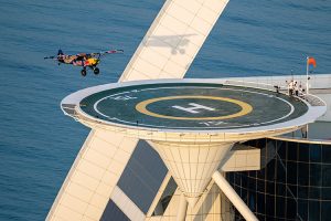 25-tahun-helipad-ikonik-di-burj-al-arab-tempat-pendaratan-yang-mewah-dan-bersejarah
