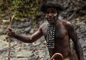 koteka-pakaian-tradisional-papua-yang-sarat-makna-dan-sejarah