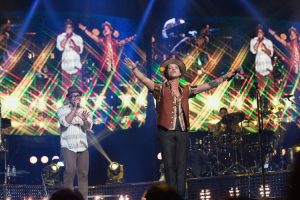 jakarta-jadi-saksi-kemeriahan-konser-bruno-mars-hits-terbaik-dalam-satu-malam