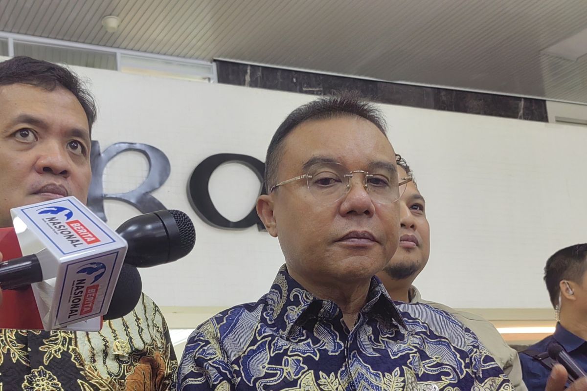 hasto-ikuti-strategi-megawati-tak-beri-keterangan-pers-usai-diperiksa-kpk