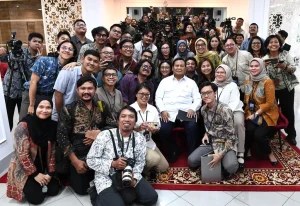 prabowo-pers-profesional-dan-berintegritas-adalah-pilar-demokrasi-yang-harus-dijaga