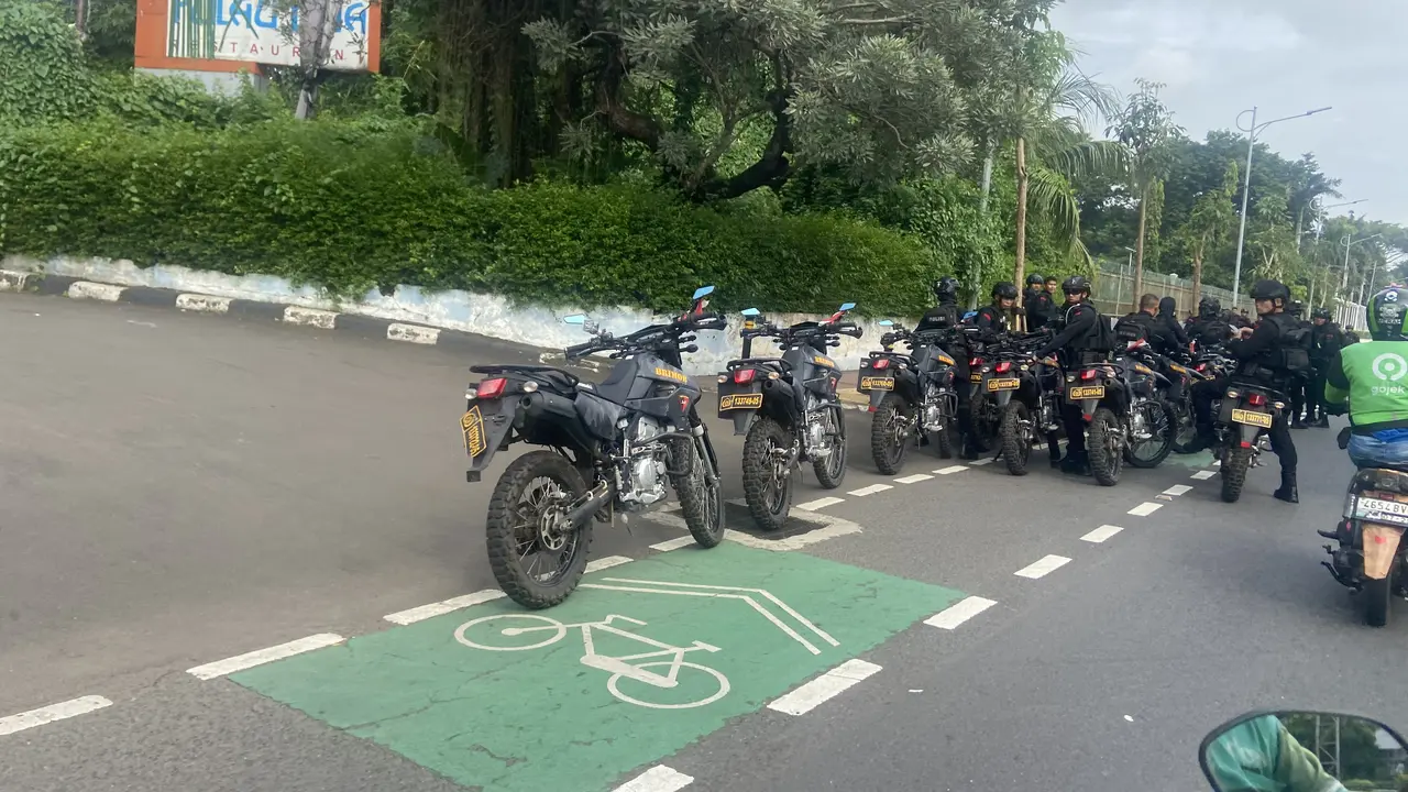 ancaman-supremasi-sipil-ruu-tni-memicu-aksi-massa-di-dpr-5-000-personel-bersiaga