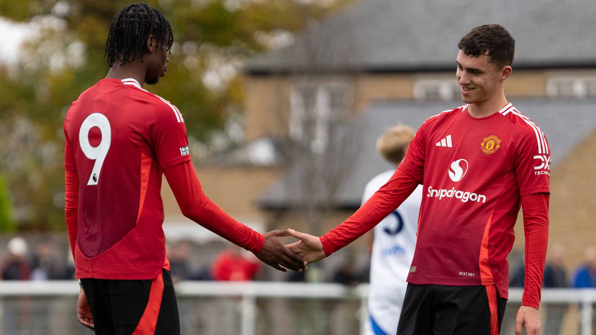 dominasi-manchester-united-u18-hujan-gol-ke-gawang-leeds-united