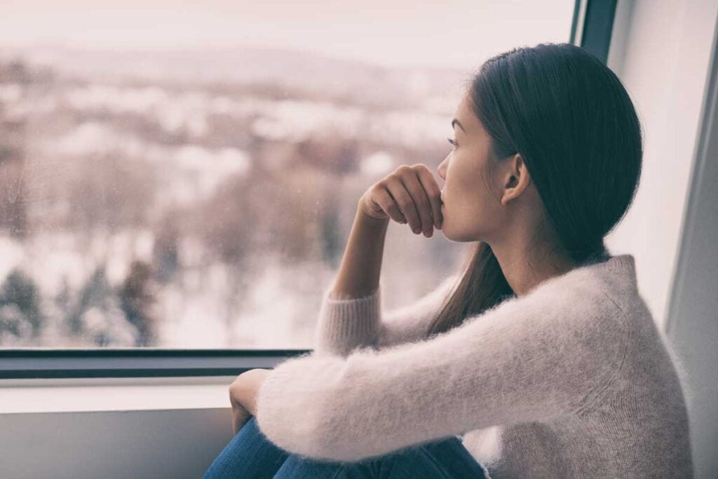 7 Langkah Mengatasi Perasaan Kesepian dengan Bijak